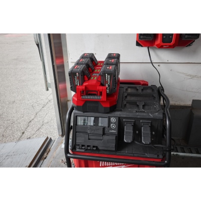 M18™ PACKOUT™ 6-fach Schnellladegerät M18MPC6_2