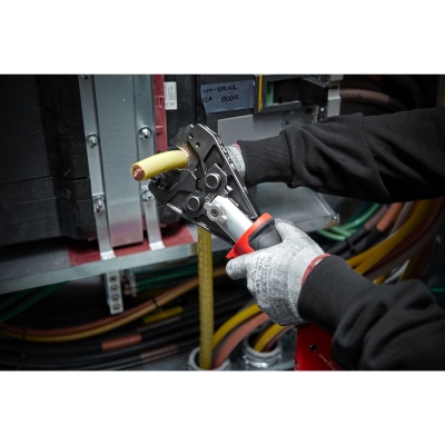 Ganascia con lame, Milwaukee_2