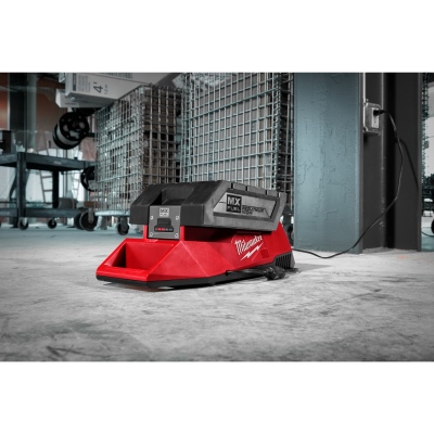 Caricabatterie, Milwaukee_1