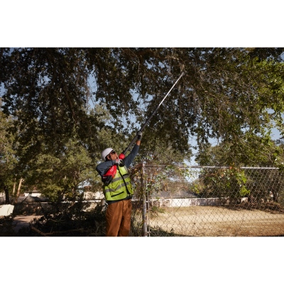 Elettrosega da potatura telescopica, Milwaukee_5