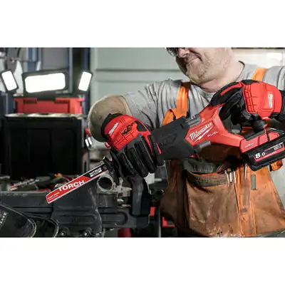 M18 FUEL™ Scie sabre SAWZALL™ONE-KEY™_5