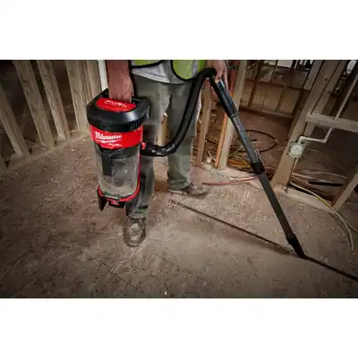 M18 Fuel™ Aspirateur à dos_1