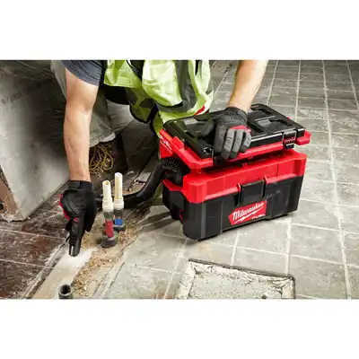 M18 FUEL™Aspirateur eau et poussière PACKOUT™_1