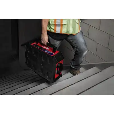 M18™ Radio chargeur PACKOUT™_8
