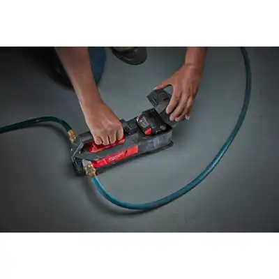 M18™ Pompe de transfert compacte_5