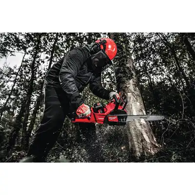 M18 FUEL™ Akku-Kettensäge 40-cm-Schwert_1