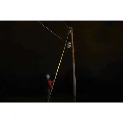Akku-Leuchte für Hochspannungsarbeiten, Milwaukee_4