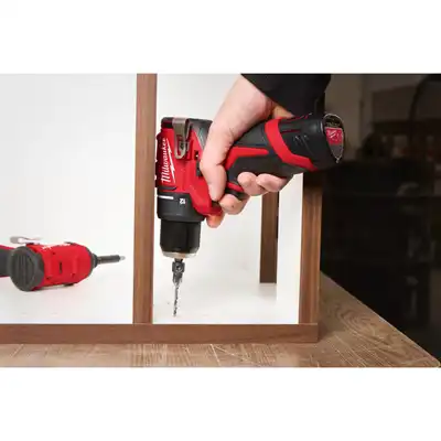 Perceuse-visseuse à percussion sans fil M12™ A_1
