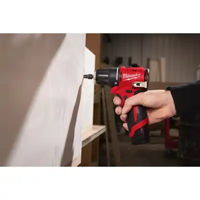 Perceuse-visseuse à percussion sans fil M12™_2
